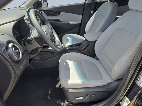 Certified 2023 Hyundai Kona SEL FWD image 11