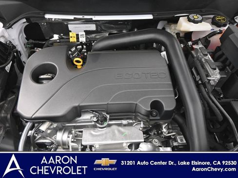 New 2026 Chevrolet Equinox LT AWD/4WD image 17