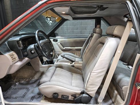 Used 1990 Ford Mustang LX image 63