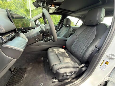 New 2027 BMW 530i w/ Premium Package RWD image 12