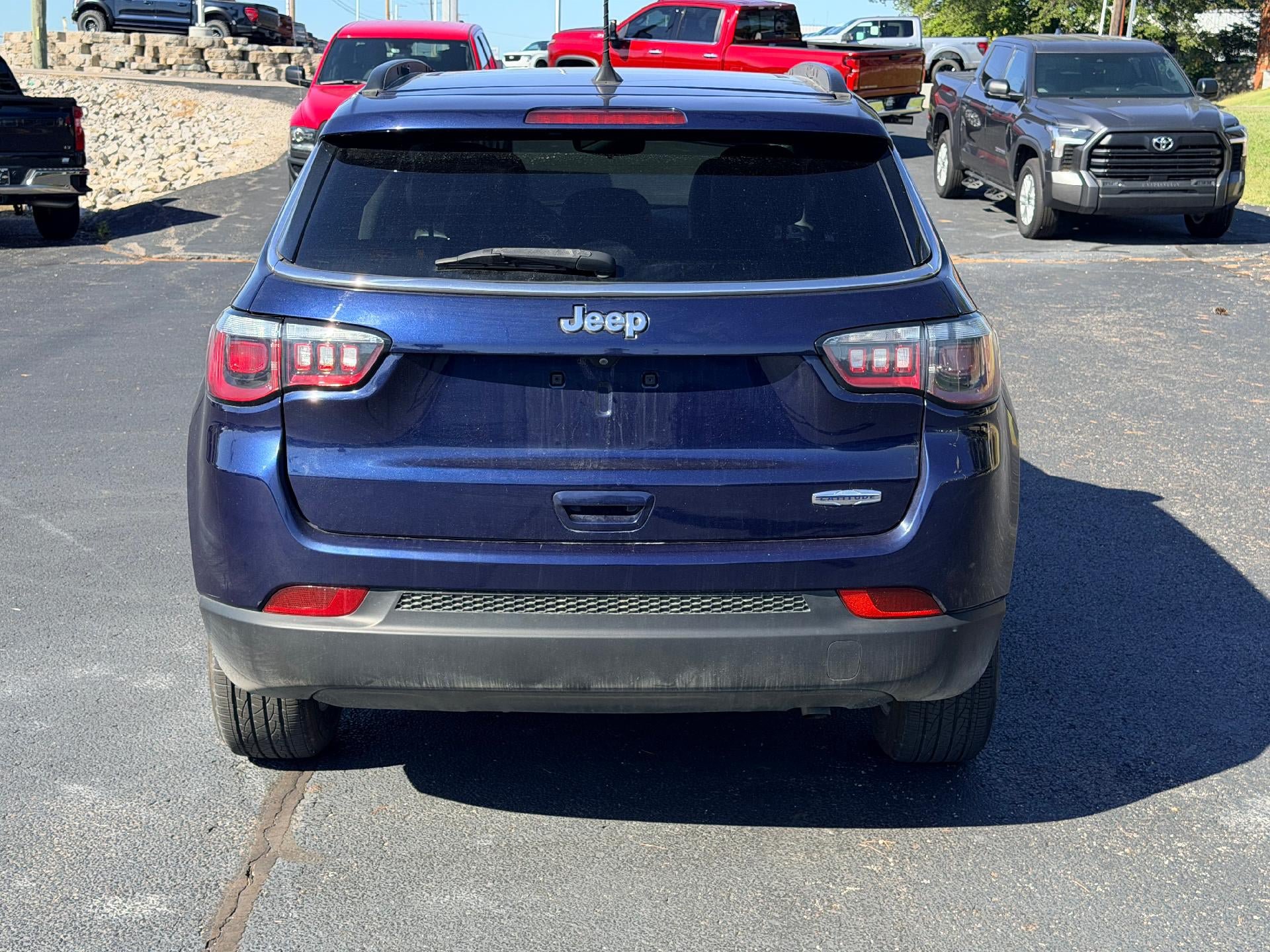 Used 2014 Ford Focus SE FWD image 6