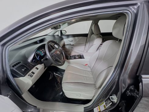 Used 2014 Toyota Venza XLE w/ XLE Premium Package FWD image 15