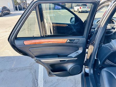 Used 2009 Mercedes-Benz ML 350 2WD image 21