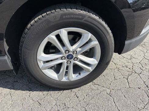 Used 2019 Ford Edge SEL w/ Equipment Group 201A image 16