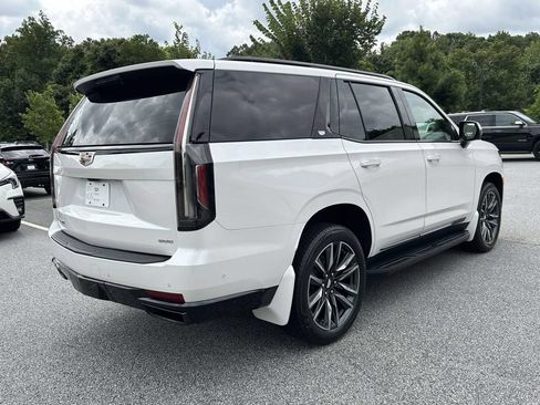 Used 2023 Cadillac Escalade Sport AWD/4WD image 4