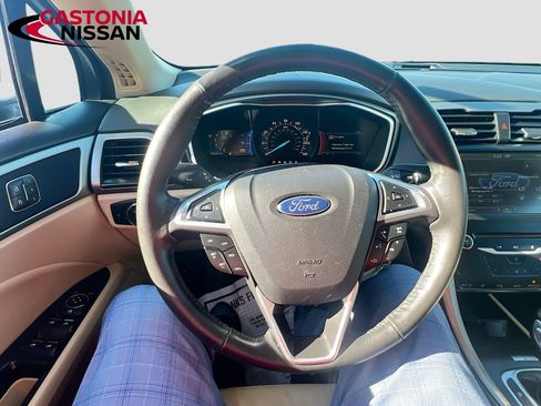 Used 2014 Ford Fusion SE w/ Equipment Group 202A FWD image 14