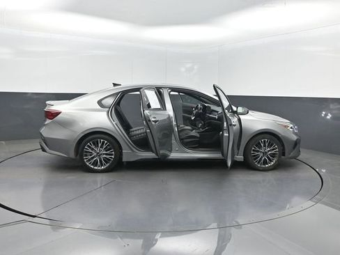 Used 2022 Kia Forte GT-Line w/ GT-Line Premium Package FWD image 37