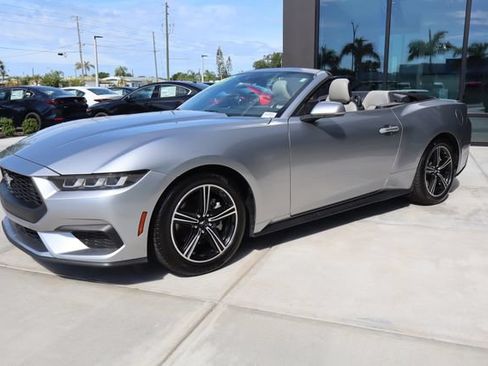 Used 2024 Ford Mustang Premium RWD image 39