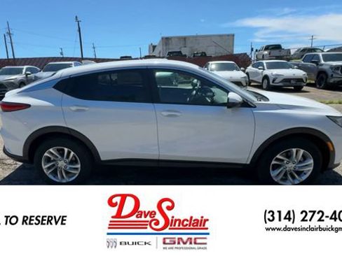 New 2026 Buick Envista Sport Touring w/ Convenience II Package FWD image 9