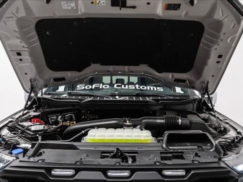 Used 2025 Ford F150 Lariat AWD/4WD image 29