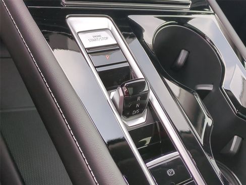 New 2026 Volkswagen Atlas SEL Premium R-Line image 13