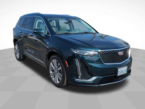 Used 2025 Cadillac XT6 Premium Luxury w/ Technology Package image 3