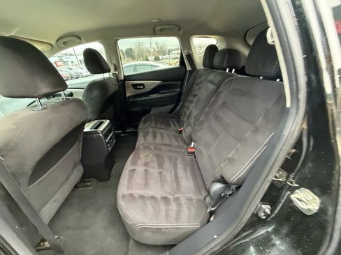 Used 2015 Nissan Murano SV image 9