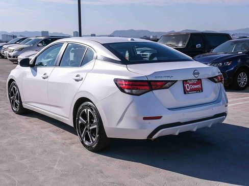 Used 2024 Nissan Sentra SV FWD image 5