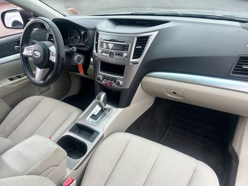 Used 2011 Subaru Legacy 2.5i AWD/4WD image 28