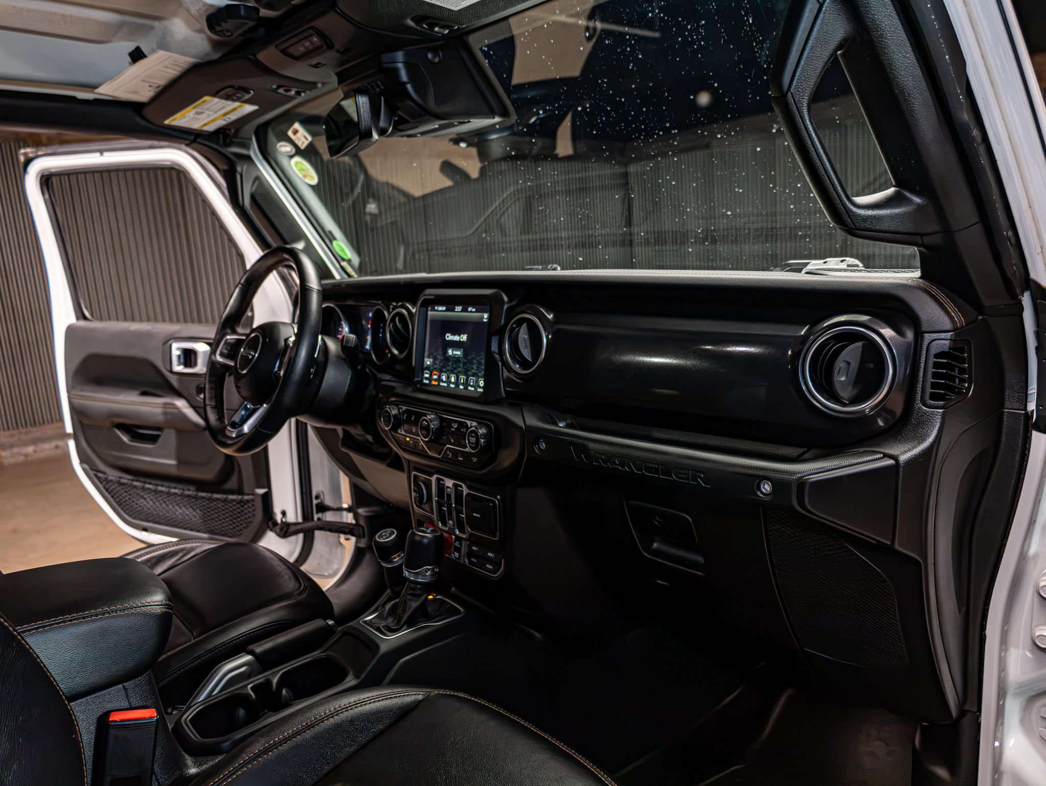 Used 2023 Jeep Wrangler Unlimited Rubicon 392 AWD/4WD image 16