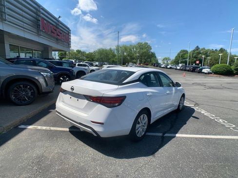 Used 2022 Nissan Sentra S FWD image 4