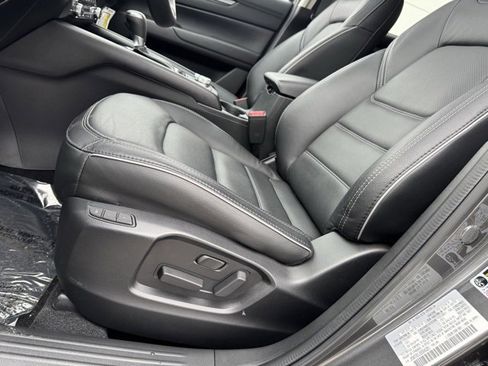 Certified 2025 MAZDA CX-5 AWD 2.5 S w/ Preferred Package image 7