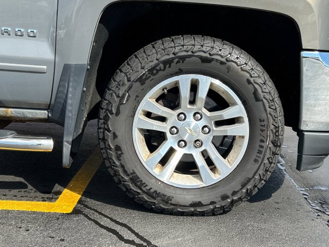 Used 2017 Chevrolet Silverado 1500 LT w/ All Star Edition AWD/4WD image 12