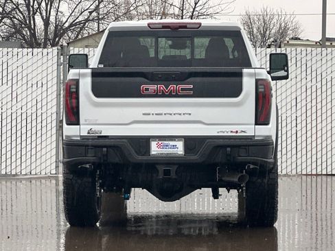 New 2026 GMC Sierra 2500 AT4X w/ AT4X AEV Edition image 5