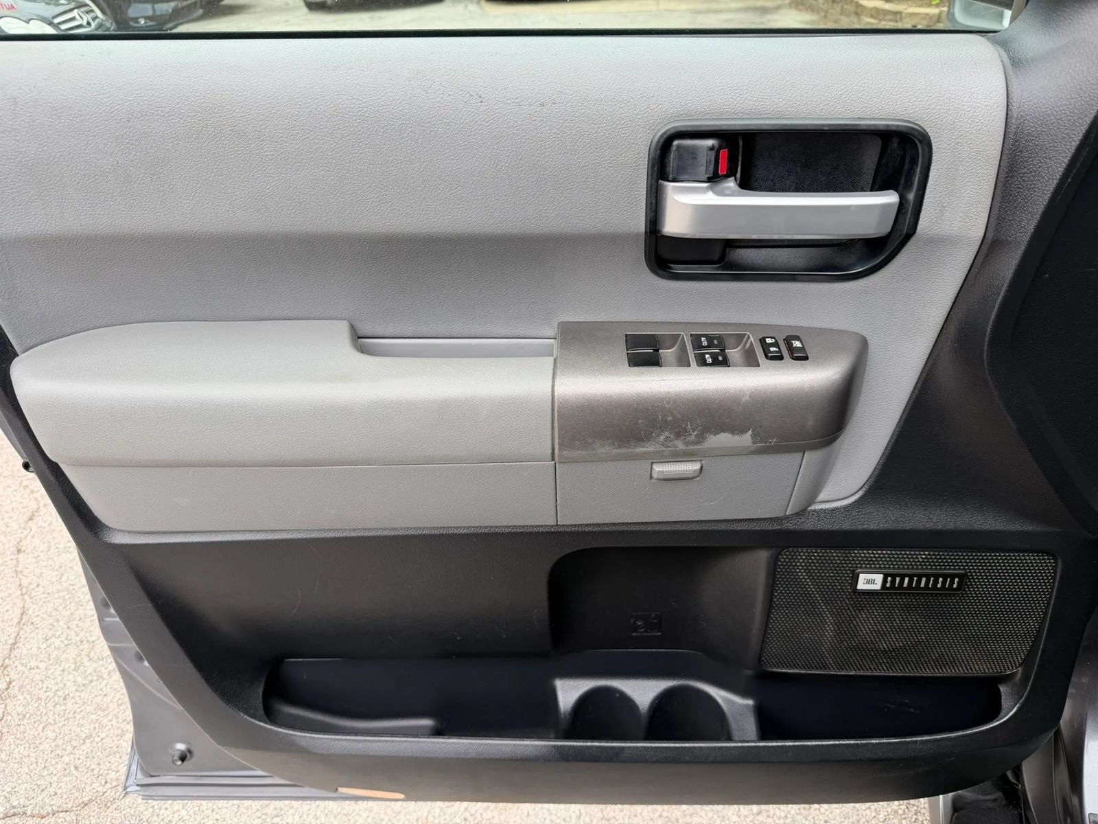 Used 2014 Toyota Sequoia Limited AWD/4WD image 5
