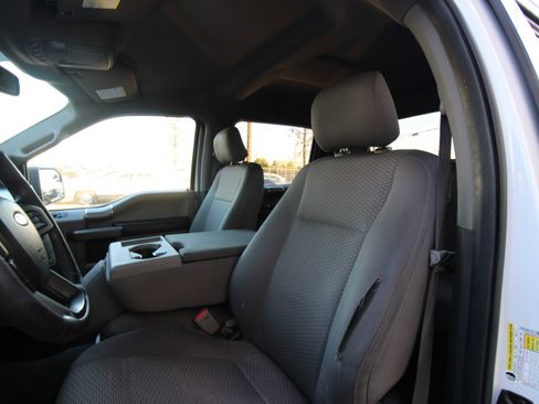 Used 2015 Ford F150 XLT w/ Equipment Group 301A Mid image 17