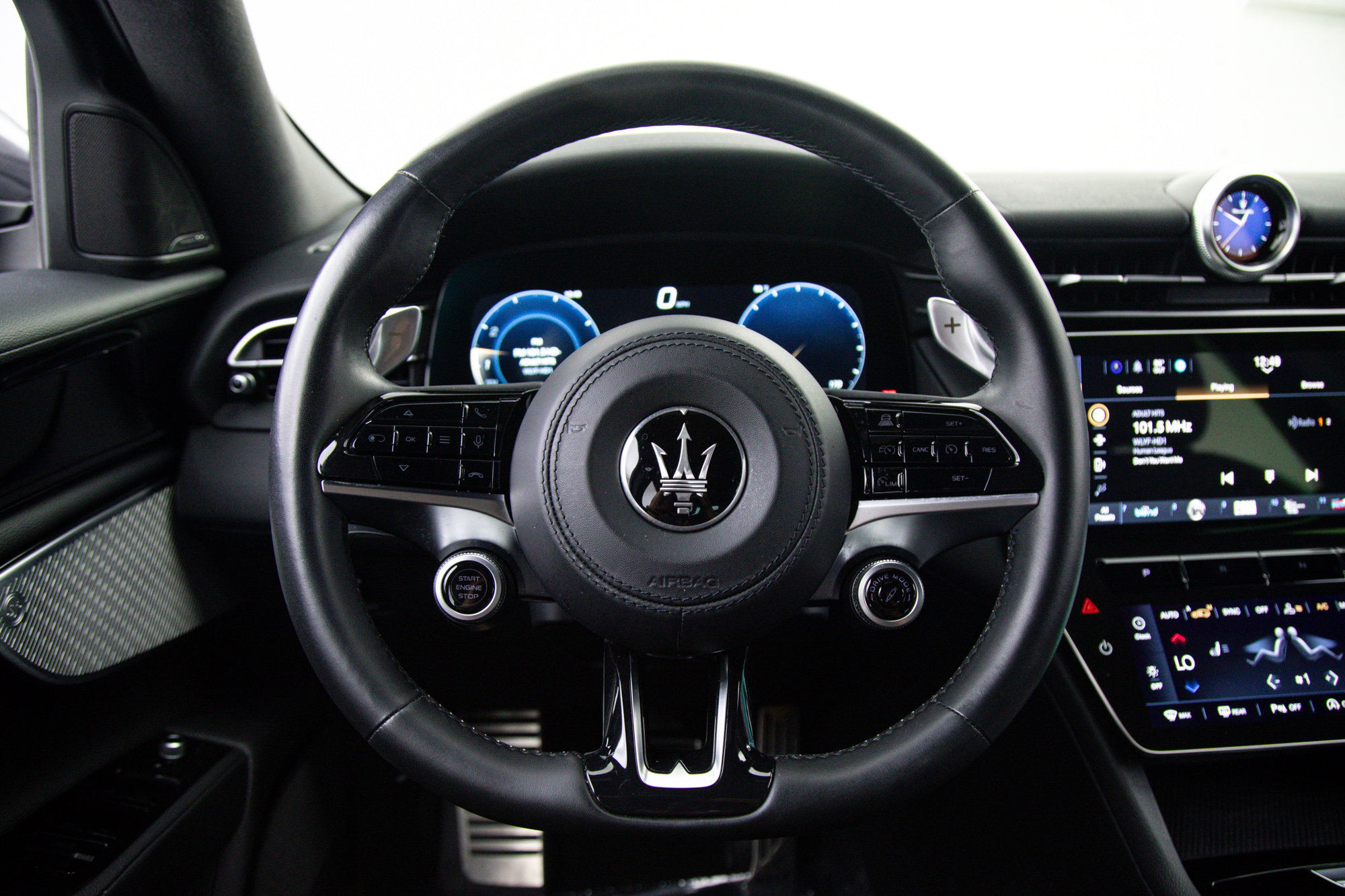 Certified 2023 Maserati Grecale Modena AWD/4WD image 17