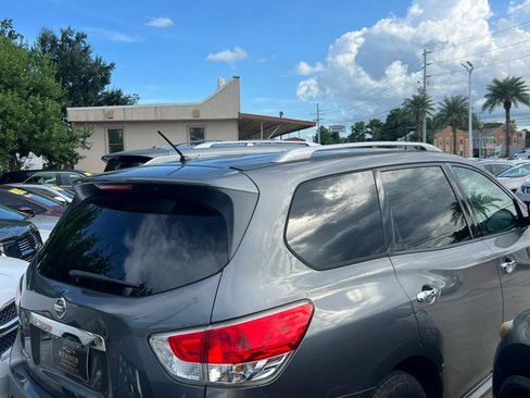 Used 2016 Nissan Pathfinder S FWD image 4
