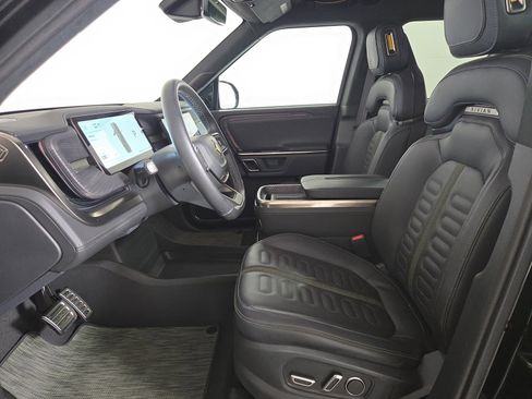 Used 2024 Rivian R1T Adventure AWD/4WD image 20