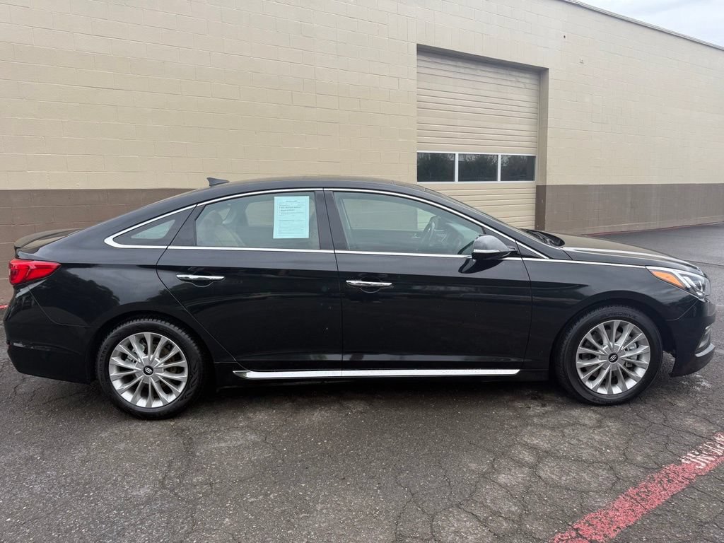 Used 2015 Hyundai Sonata FWD image 3