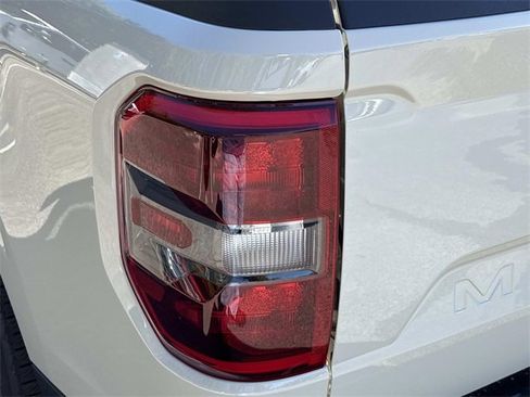 New 2025 Ford Maverick XLT w/ XLT Luxury Package image 12