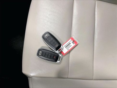 Used 2023 Nissan Rogue SL AWD/4WD image 31