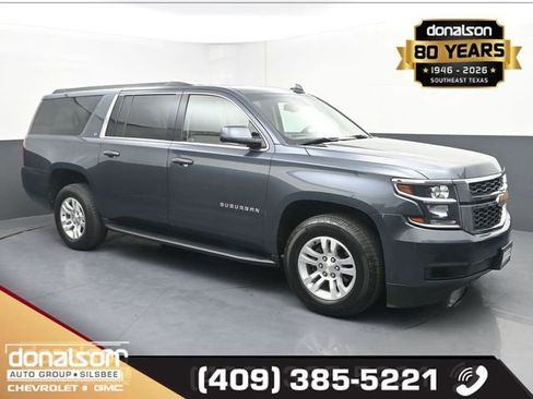 Used 2019 Chevrolet Suburban LT image 1