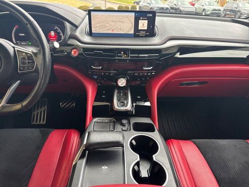 Used 2023 Acura MDX A-Spec image 9