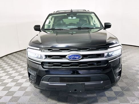 Used 2024 Ford Expedition Max XLT image 8