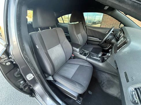 Used 2018 Dodge Charger GT image 23