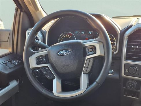 Used 2017 Ford F150 Lariat w/ Equipment Group 502A Luxury image 10