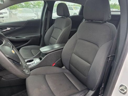 Used 2024 Chevrolet Malibu LT FWD image 17