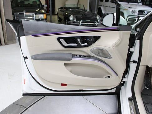 Used 2024 Mercedes-Benz EQS 450+ Sedan image 39