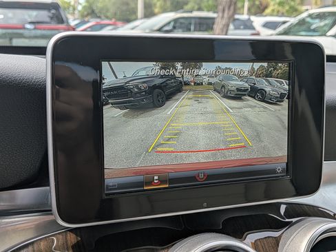 Used 2019 Mercedes-Benz GLC 300 image 33