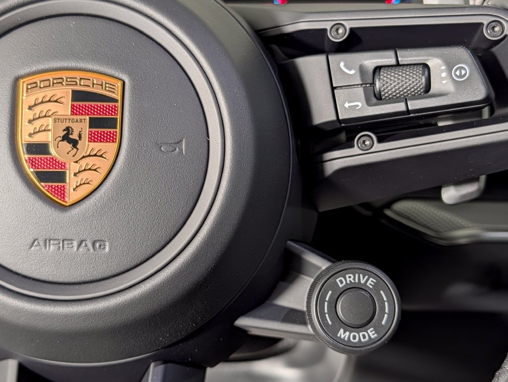 New 2026 Porsche Cayenne Coupe AWD/4WD image 39