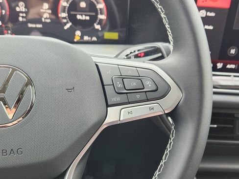 New 2026 Volkswagen Tiguan SE image 17