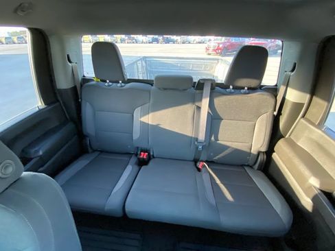Used 2025 Chevrolet Silverado 2500 Custom w/ Custom Convenience Package AWD/4WD image 13