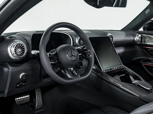 Used 2026 Mercedes-Benz AMG GT 63 image 12