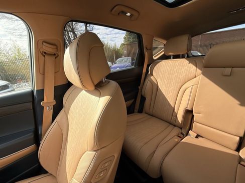 Used 2024 Genesis GV80 3.5T w/ Advanced Package image 12