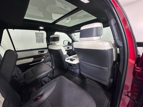 Used 2023 Toyota Sequoia Capstone AWD/4WD image 13