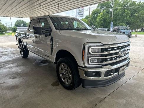 Certified 2023 Ford F250 Lariat w/ Lariat Ultimate Package AWD/4WD image 3