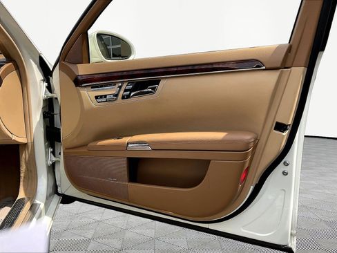 Used 2007 Mercedes-Benz S 550 4MATIC image 26