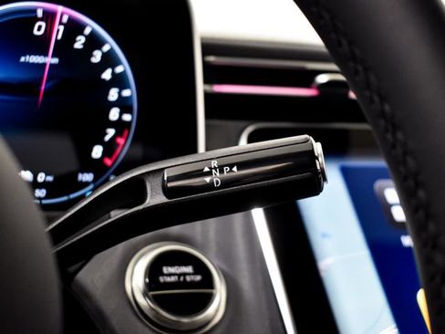 Certified 2025 Mercedes-Benz E 53 AMG e 4MATIC Sedan image 35