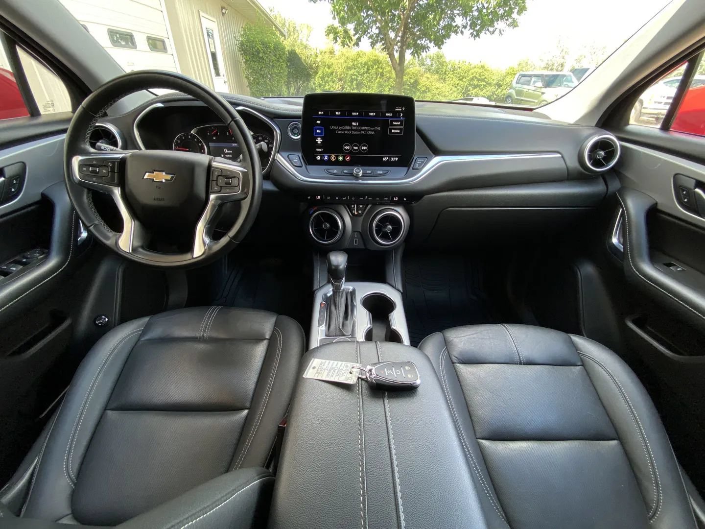 Used 2024 Chevrolet Blazer LT AWD/4WD image 15